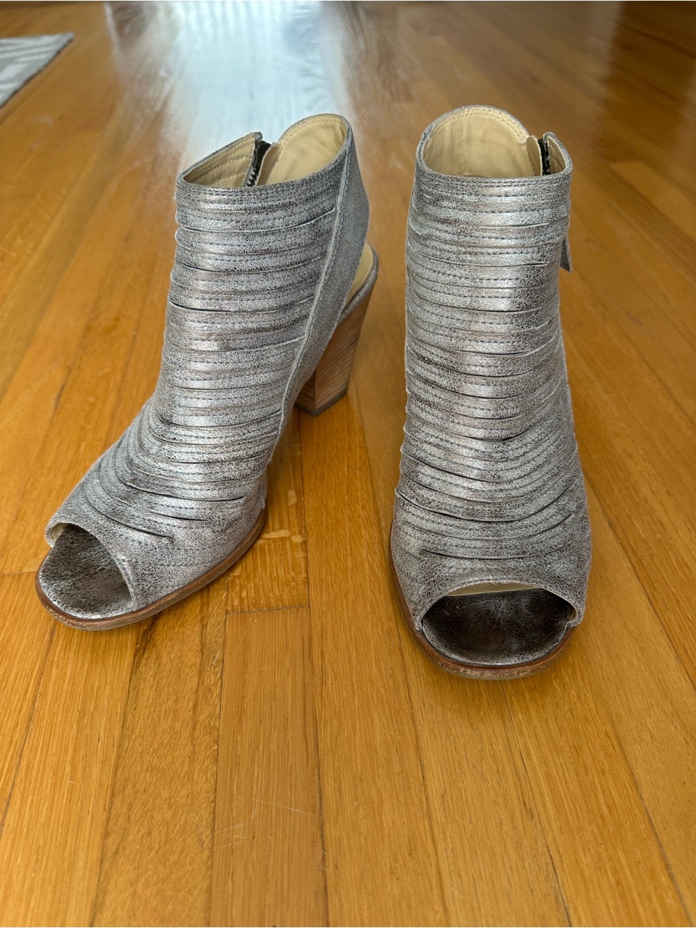 Paul Green Cayenne Leather Peep Toe Booties in Metallic Smoke
